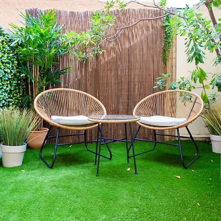 Hercule Furnished Flat *