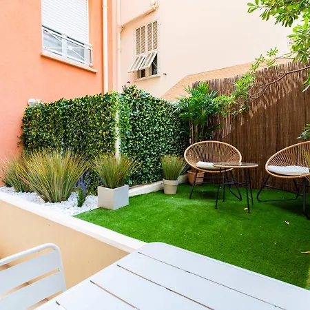 Apartment Hercule Furnished Flat